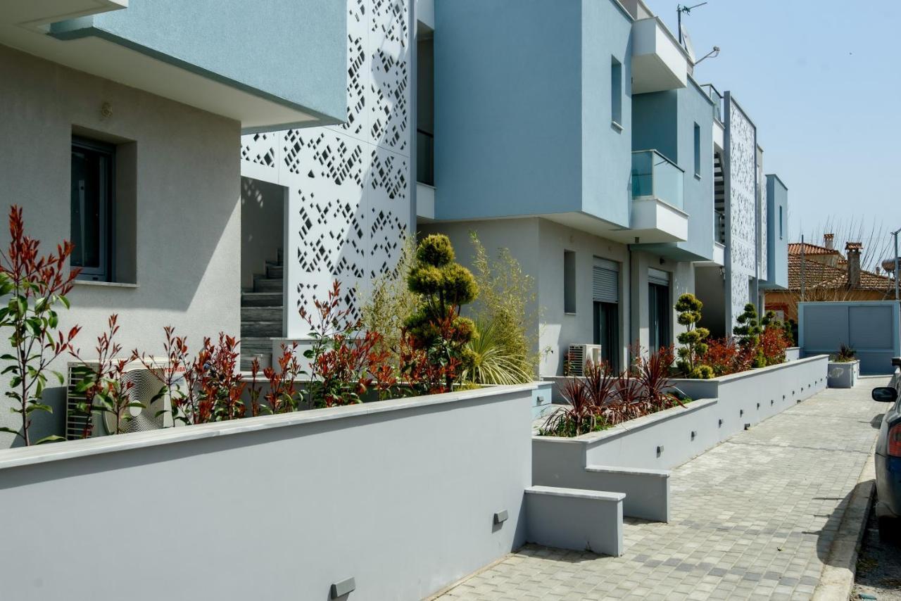 Itaka Studio Apartments - Halkidiki Suites Com Nikiti  Exterior photo